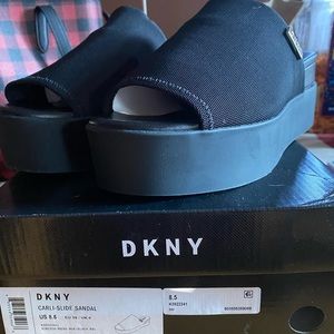 DKNY Sandal